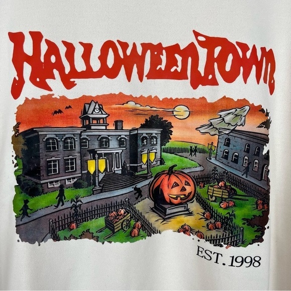 NWT Halloween Town cream Colored Long Sleeved Crewneck Top Sz 2XL - Picture 4 of 8